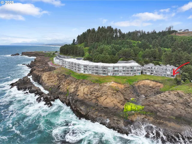 $699,000 | 1113 Highway 101, Unit 1, Depoe Bay, OR 97341