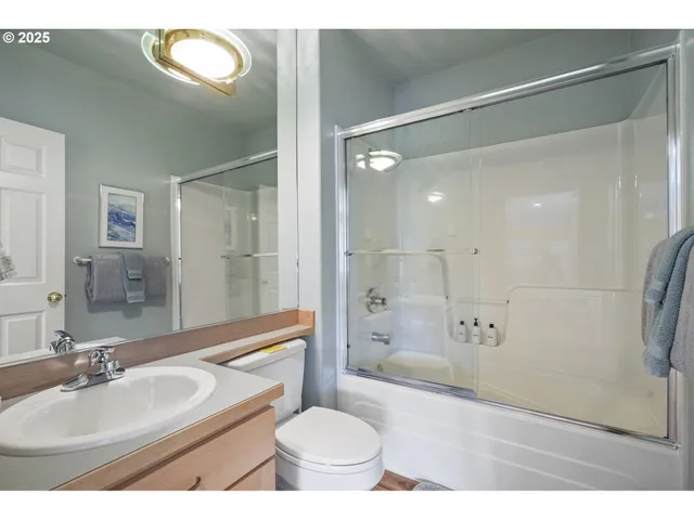 $699,000 | 1113 Highway 101, Unit 1, Depoe Bay, OR 97341