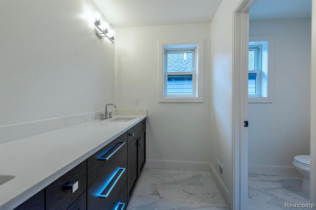 4107 Devon Road Royal Oak, MI 48073 - Photo 21 of 31