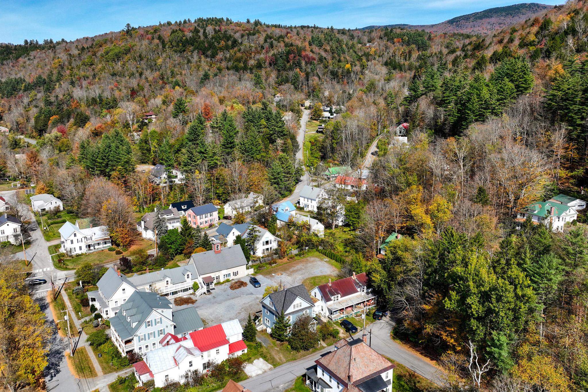 109 Park Row Rochester, VT 05767 - Photo 40 of 41