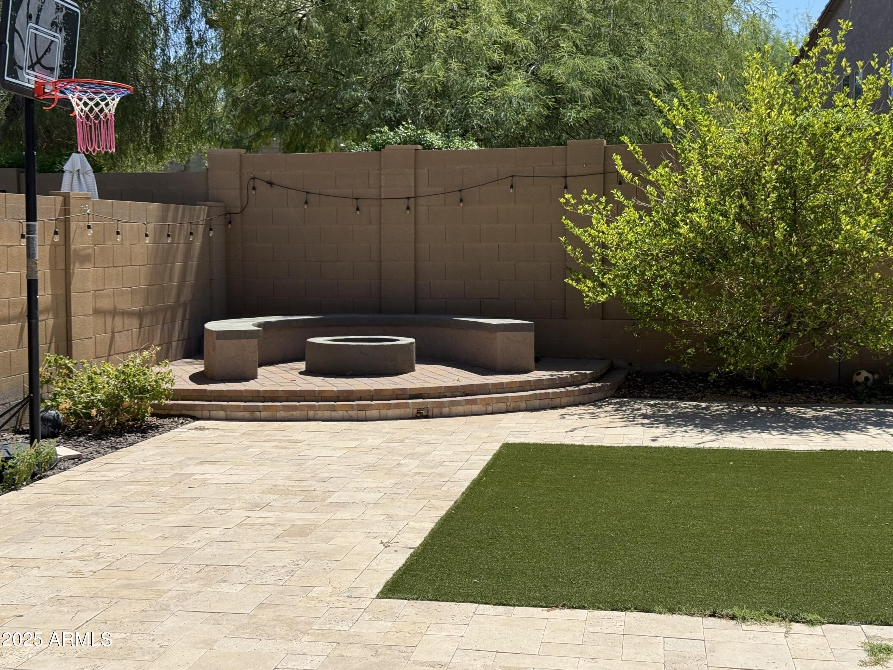 1843 West Fetlock Trail Phoenix, AZ 85085 - Photo 27 of 36 a view of a backyard