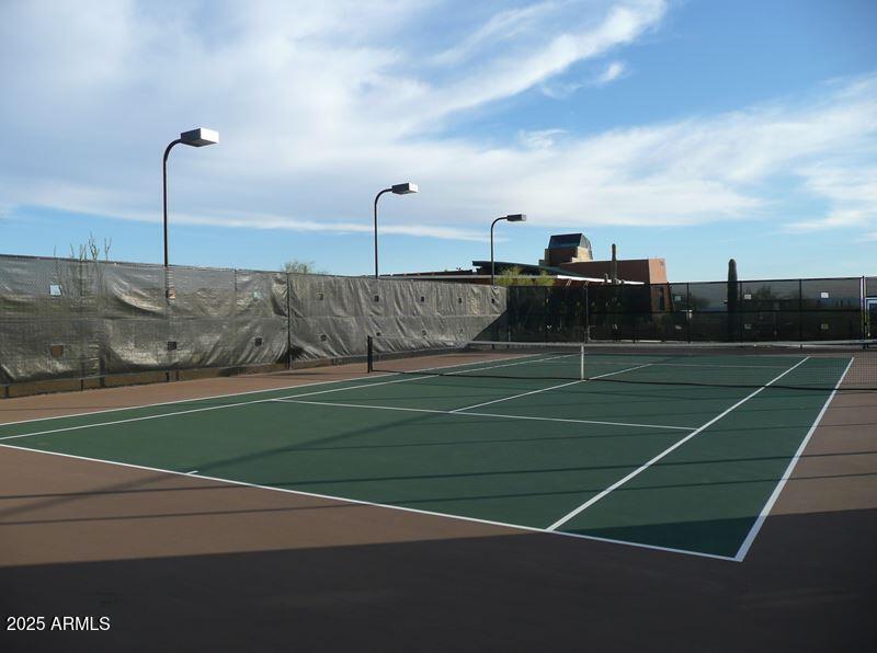 1843 West Fetlock Trail Phoenix, AZ 85085 - Photo 34 of 36 a view of a tennis court