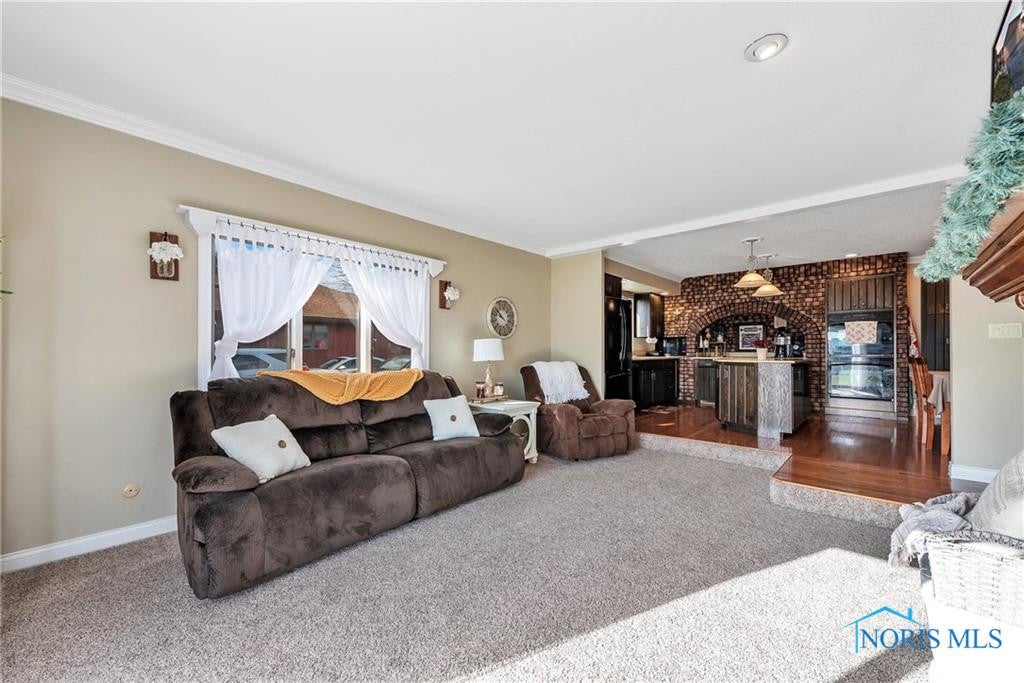 316 North Wynn Road Oregon, OH 43616 - Photo 10 of 37 Gallery Image 10