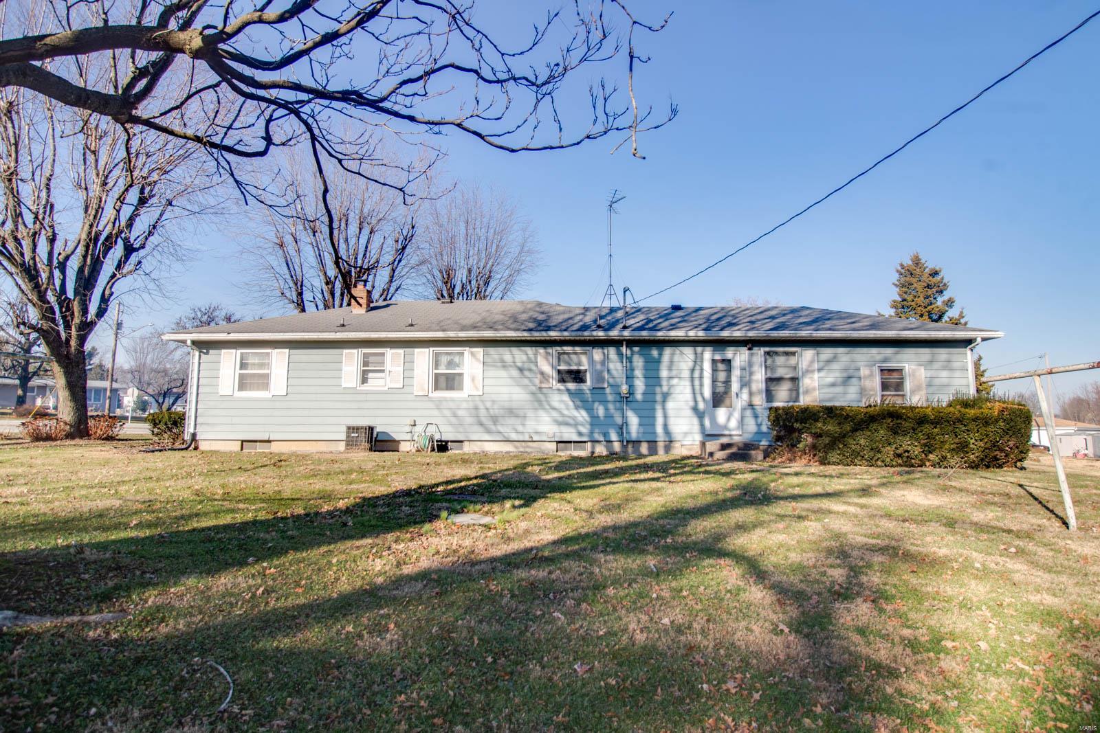543 Carlinville Road Shipman, IL 62685 - Photo 25 of 29 Gallery Image 25