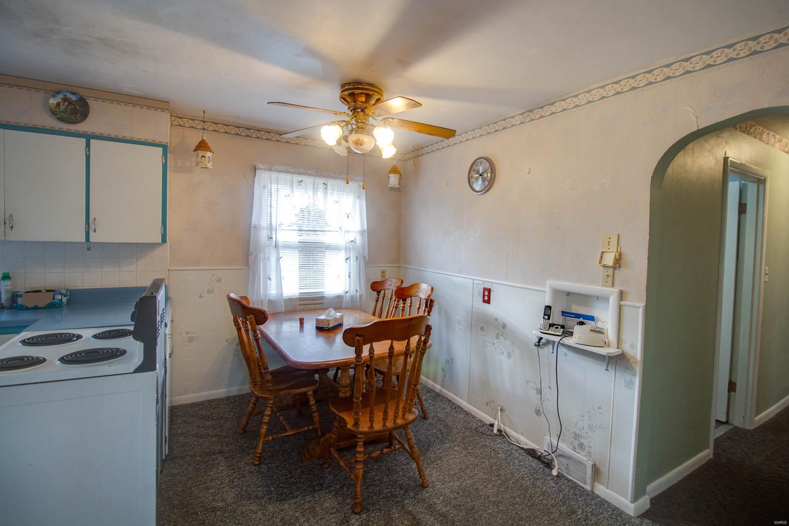 543 Carlinville Road Shipman, IL 62685 - Photo 8 of 29 Gallery Image 8
