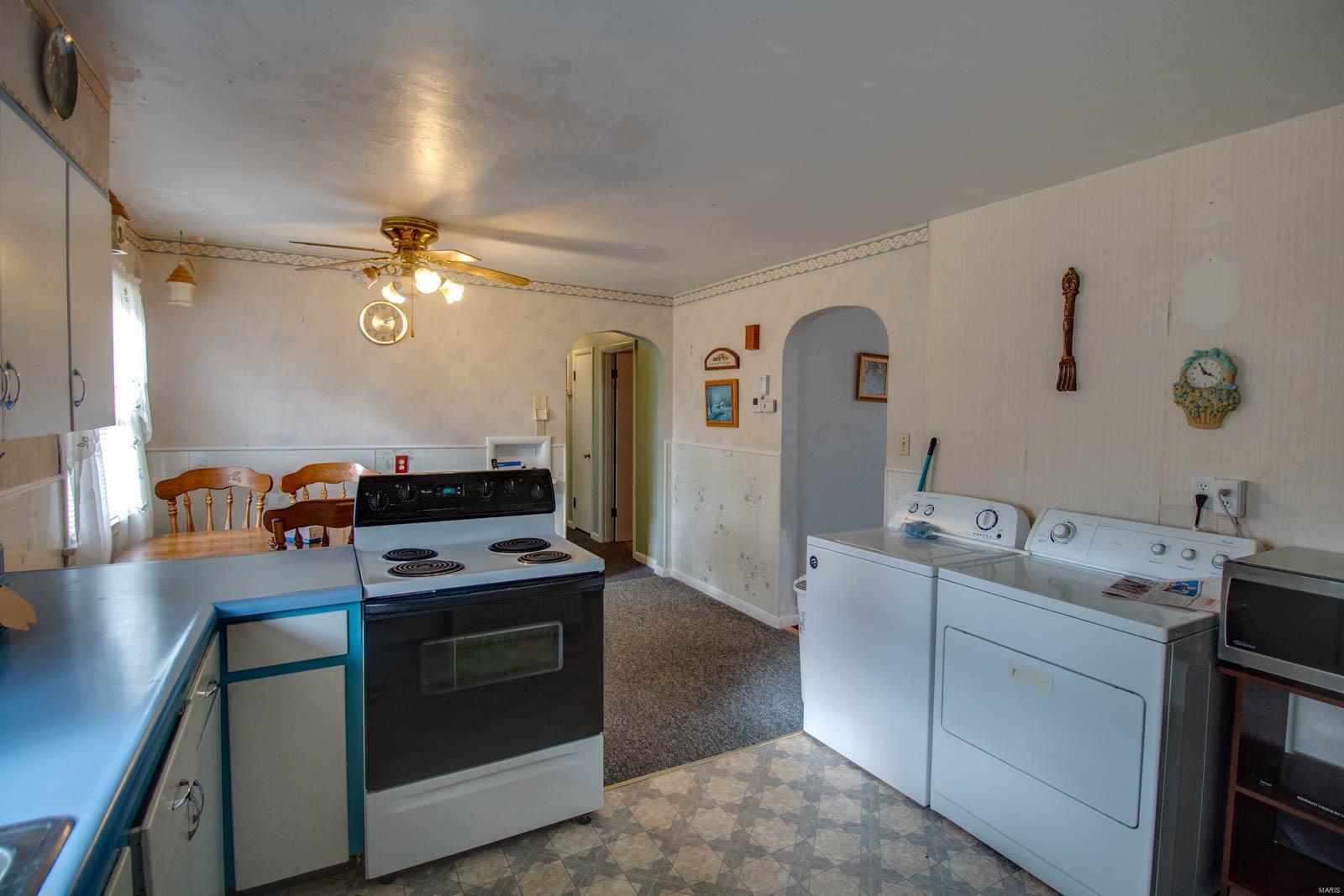 543 Carlinville Road Shipman, IL 62685 - Photo 10 of 29 Gallery Image 10