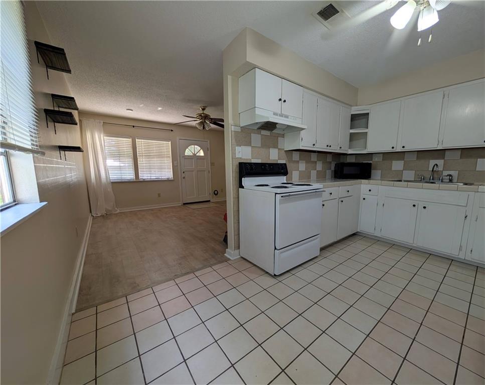 216 Maplewood Street Slidell, LA 70460 - Photo 4 of 11