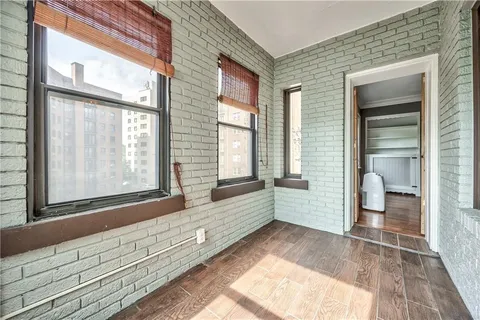 $199,000 | 807 West 48th Street, Unit 304, Kansas City, MO 64112