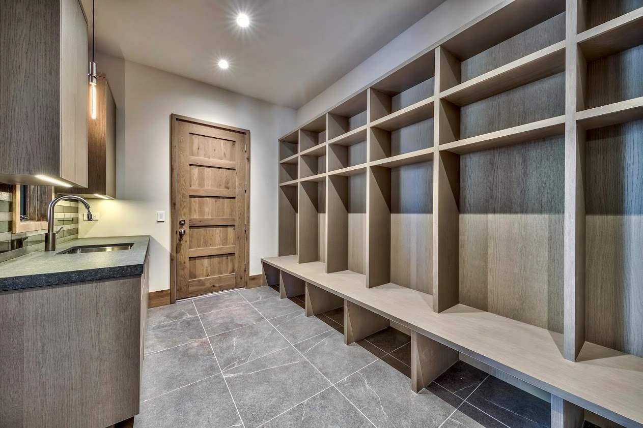 7565 Lahontan Drive Truckee, CA 96161 - Photo 9 of 21 a hallway with cabinets