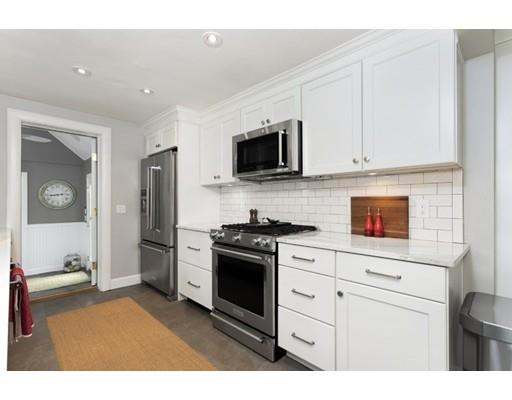 49 Locksley Road Lynnfield, MA 01940 - Photo 11 of 38 Gallery Image 11