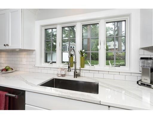 49 Locksley Road Lynnfield, MA 01940 - Photo 12 of 38 Gallery Image 12