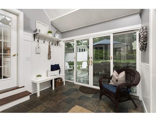 49 Locksley Road Lynnfield, MA 01940 - Photo 14 of 38 Gallery Image 14