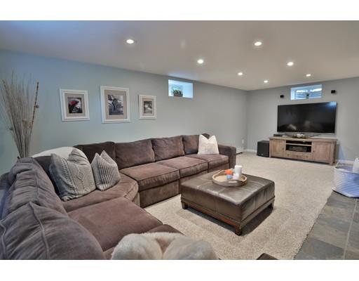 49 Locksley Road Lynnfield, MA 01940 - Photo 28 of 38 Gallery Image 28