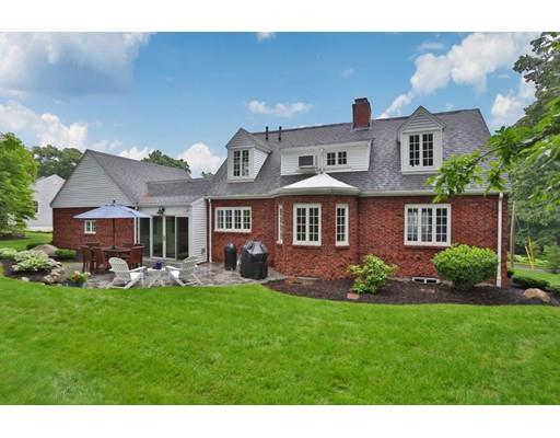 49 Locksley Road Lynnfield, MA 01940 - Photo 33 of 38 Gallery Image 33