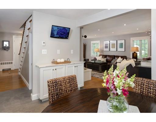 49 Locksley Road Lynnfield, MA 01940 - Photo 8 of 38 Gallery Image 8