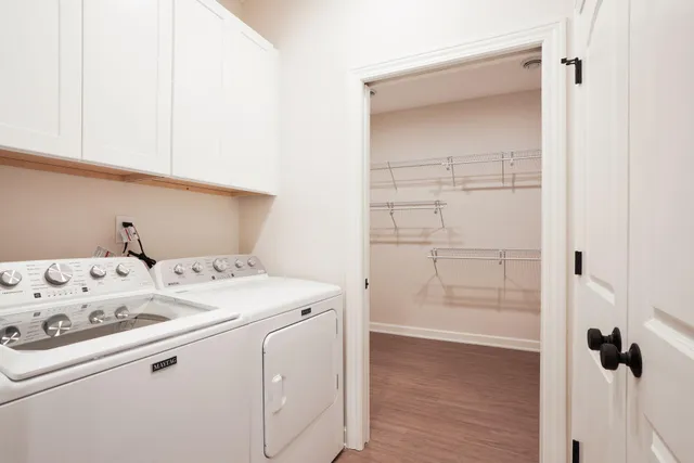 $380,000 | 621 Field Point Street, Roberts, WI 54023