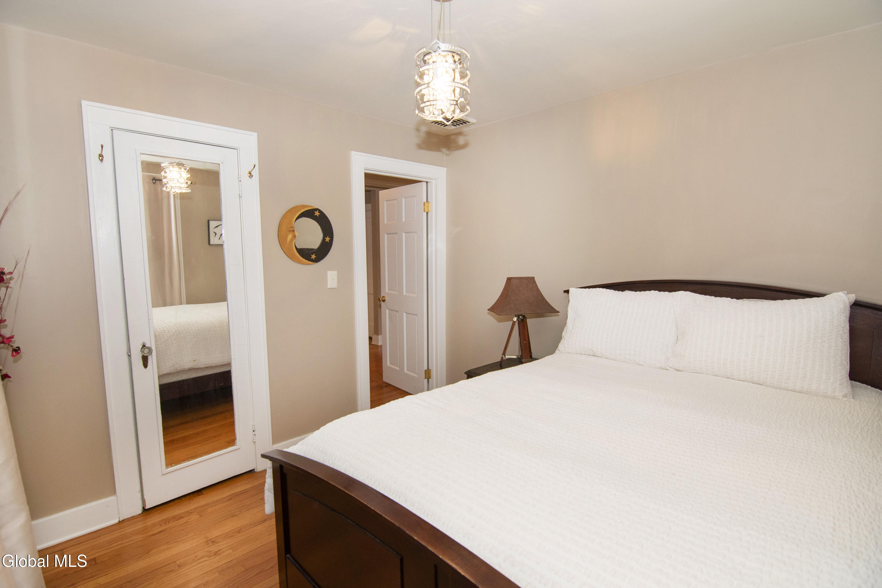 2 Ritchie Place Saratoga Springs, NY 12866 - Photo 5 of 13 CRG_1448