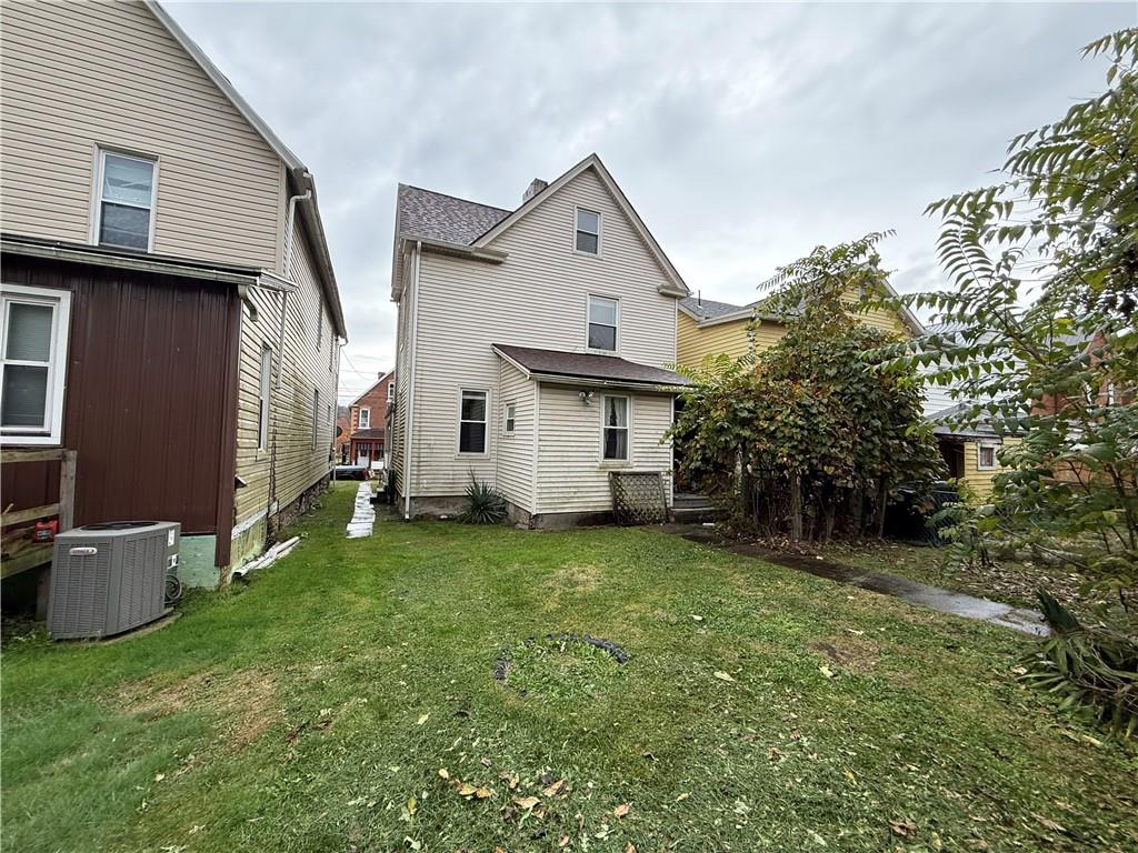 136 Queen Street Kittanning, PA 16201 - Photo 6 of 29 front view of a house with a yard