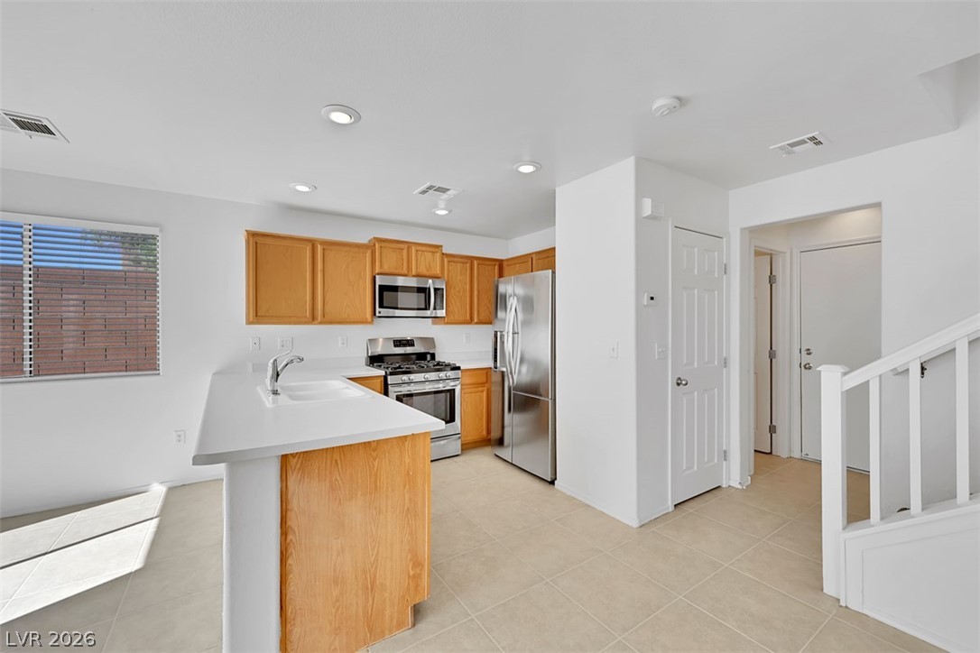 9986 Erie Stream Way Las Vegas, NV 89148 - Photo 7 of 19