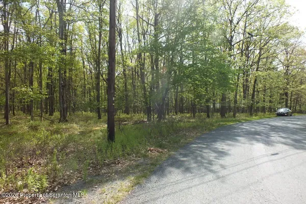$19,500 | Red Rock Circle, Hawley, PA 18428