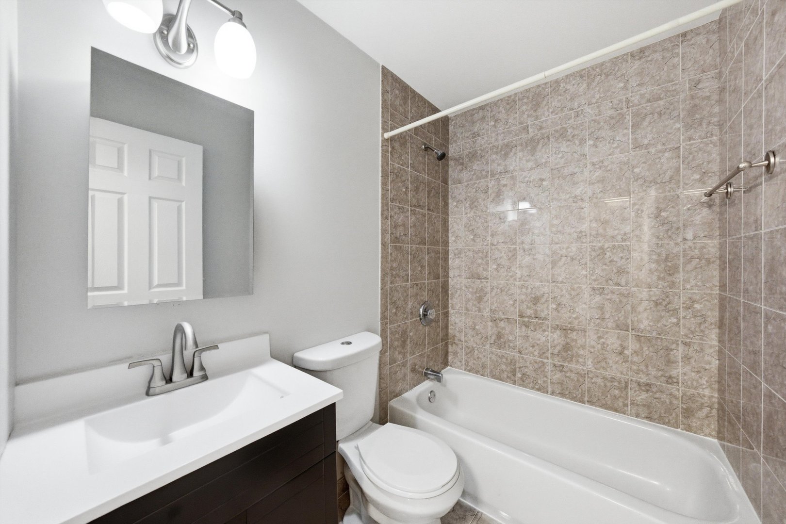 10440 Natoma Avenue, Unit 9 Chicago Ridge, IL 60415 - Photo 13 of 24