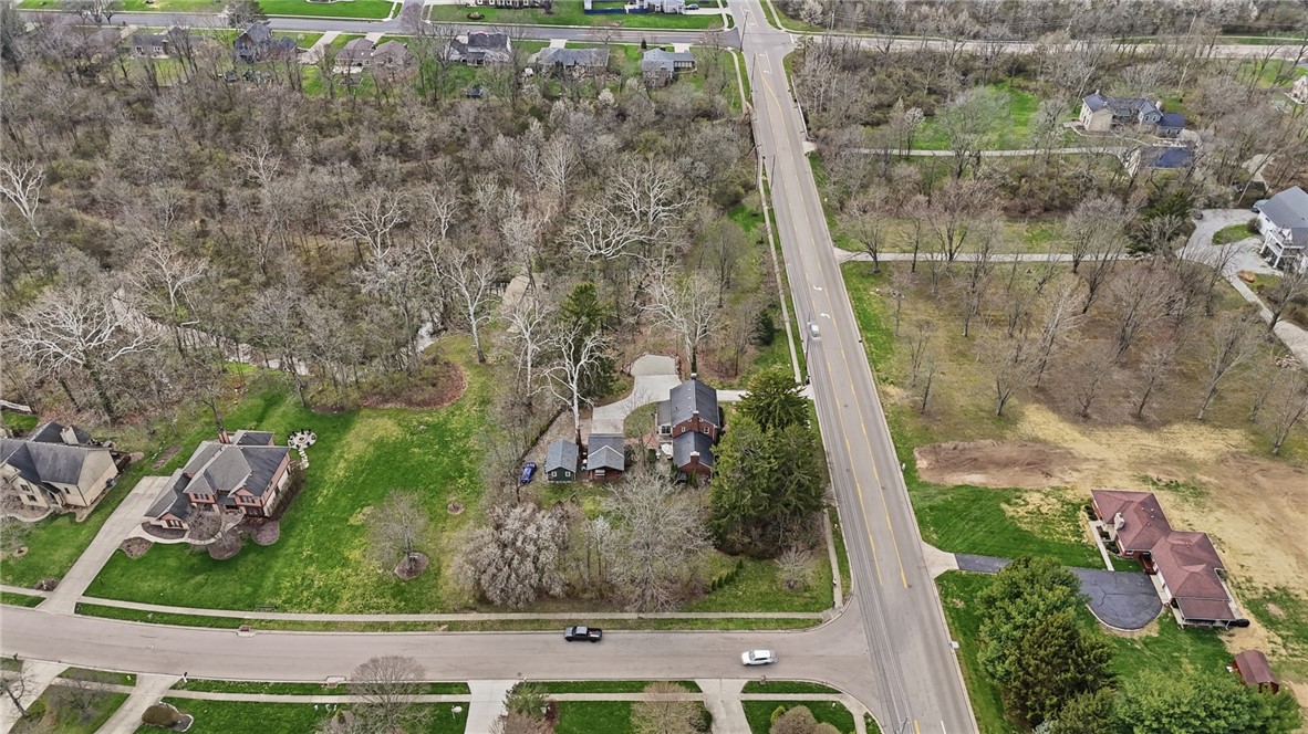 662 Nutt Road Dayton, OH 45458 - Photo 7 of 98 Gallery Image 7