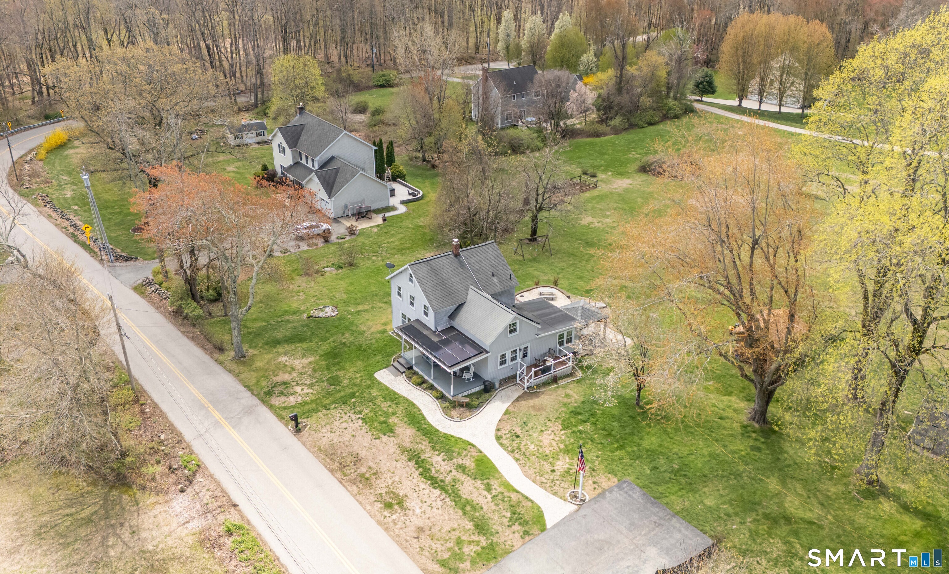 143 Stanavage Road Colchester, CT 06415 - Photo 4 of 38