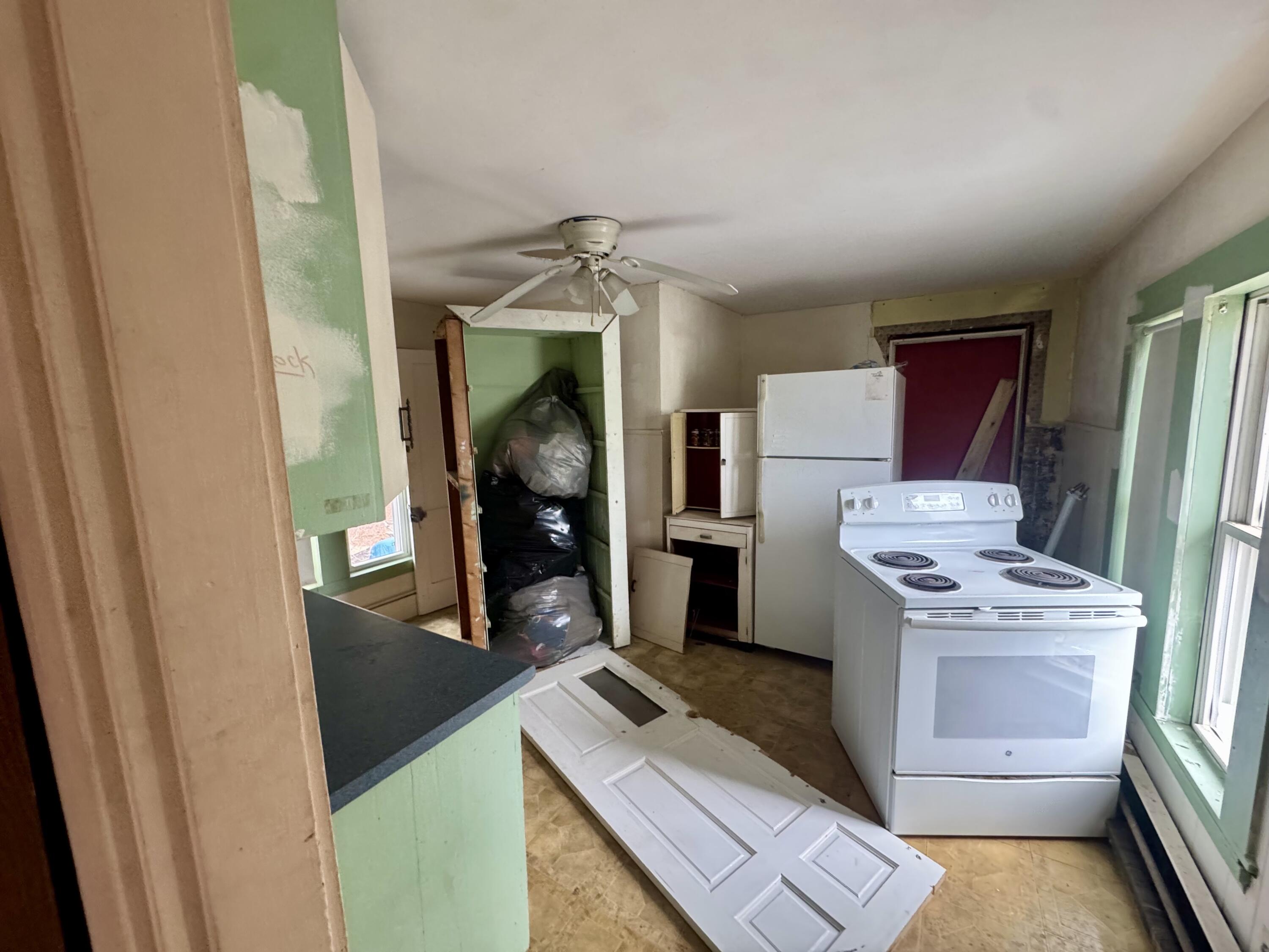 21 Park Street Paris, ME 04281 - Photo 11 of 20 Unit 2 Kit