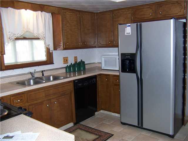 2828 Tansel Road Indianapolis, IN 46234 - Photo 2 of 15 Gallery Image 2