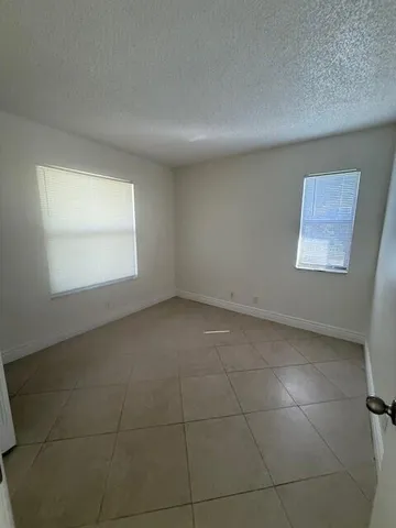 $2,000 | 21911 Lake Forest Circle, Unit 201, Boca Raton, FL 33433