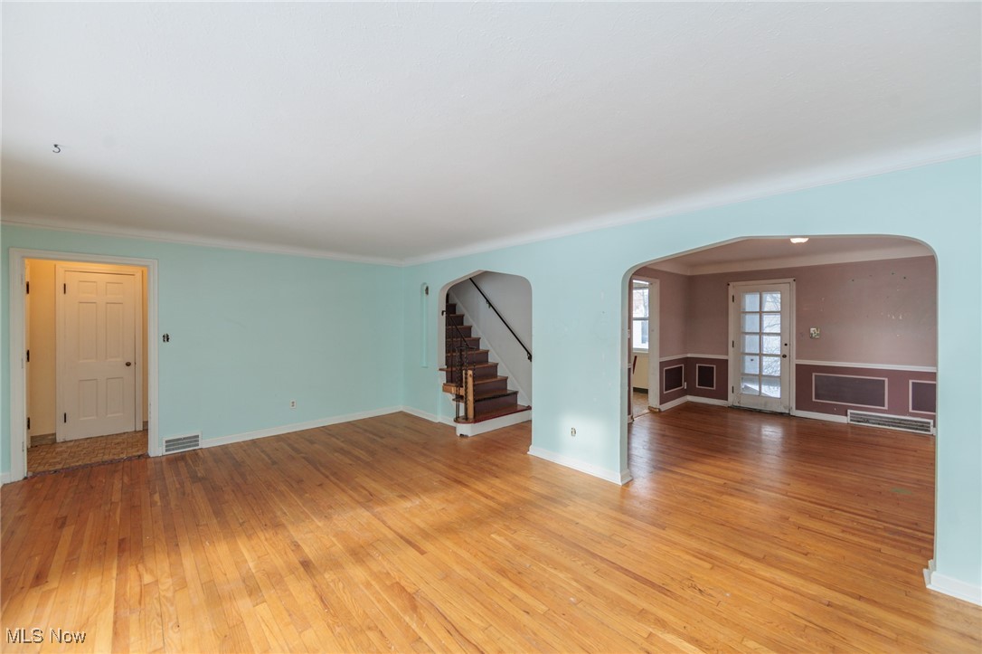 3921 Bushnell Road Cleveland, OH 44118 - Photo 5 of 38 Gallery Image 5