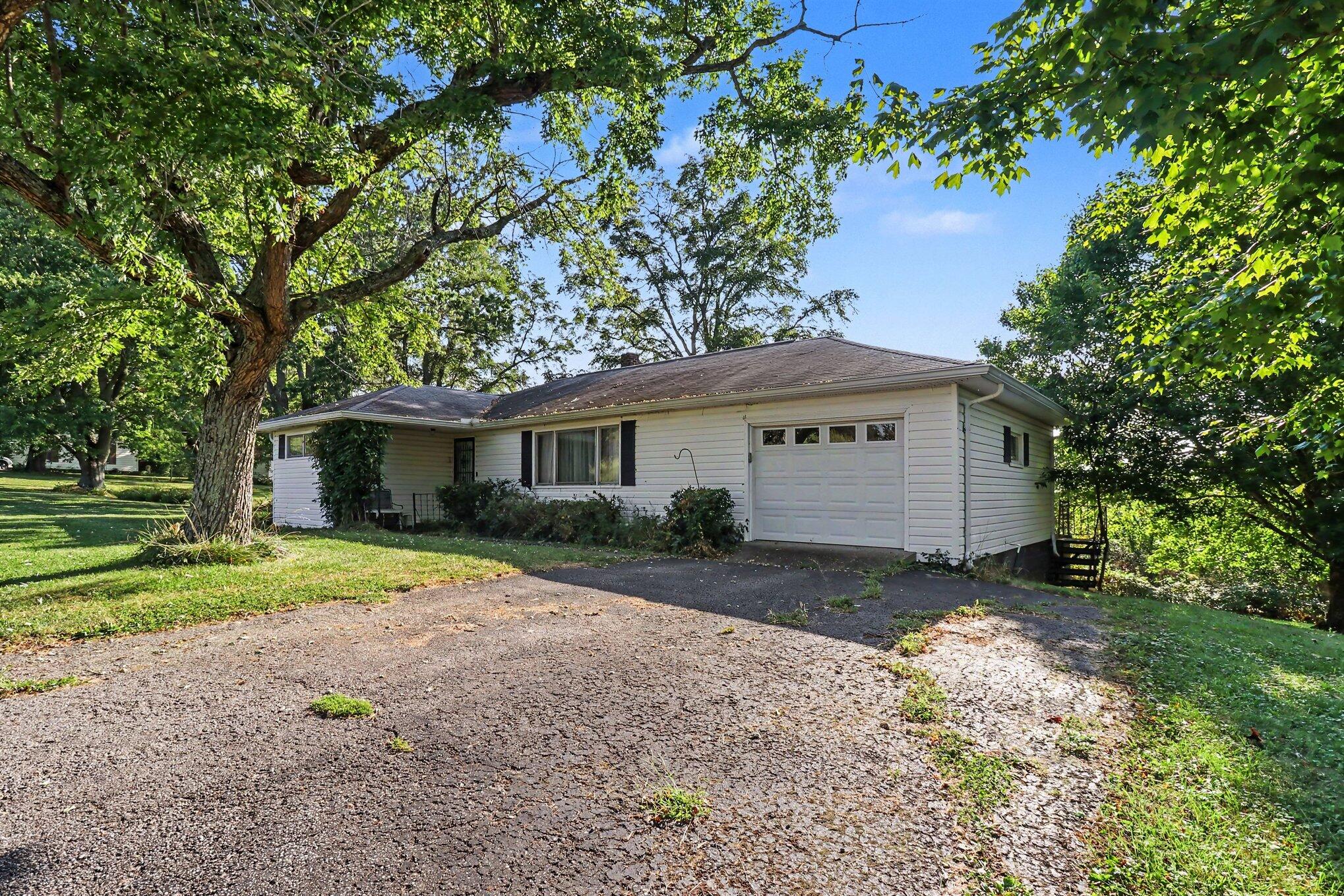 13649 Green Road Walton, KY 41094 - Photo 5 of 38 003_file_9569