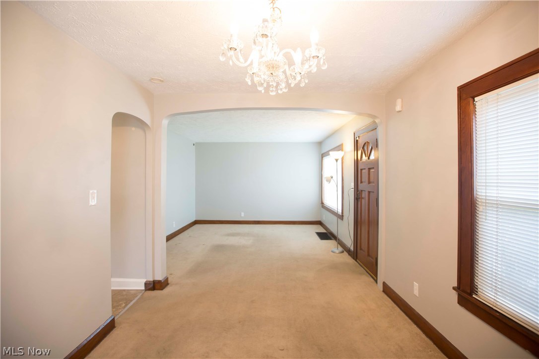 1517 Breiding Road Akron, OH 44310 - Photo 20 of 31