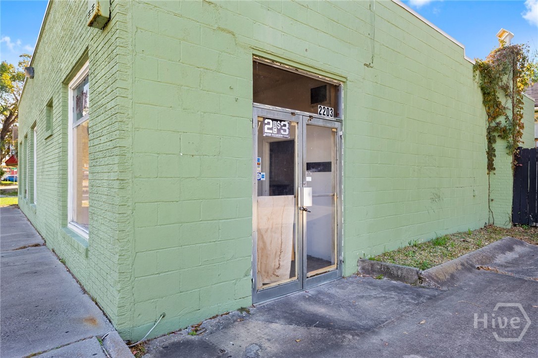 2203 Skidaway Road Savannah, GA 31404 - Photo 10 of 42