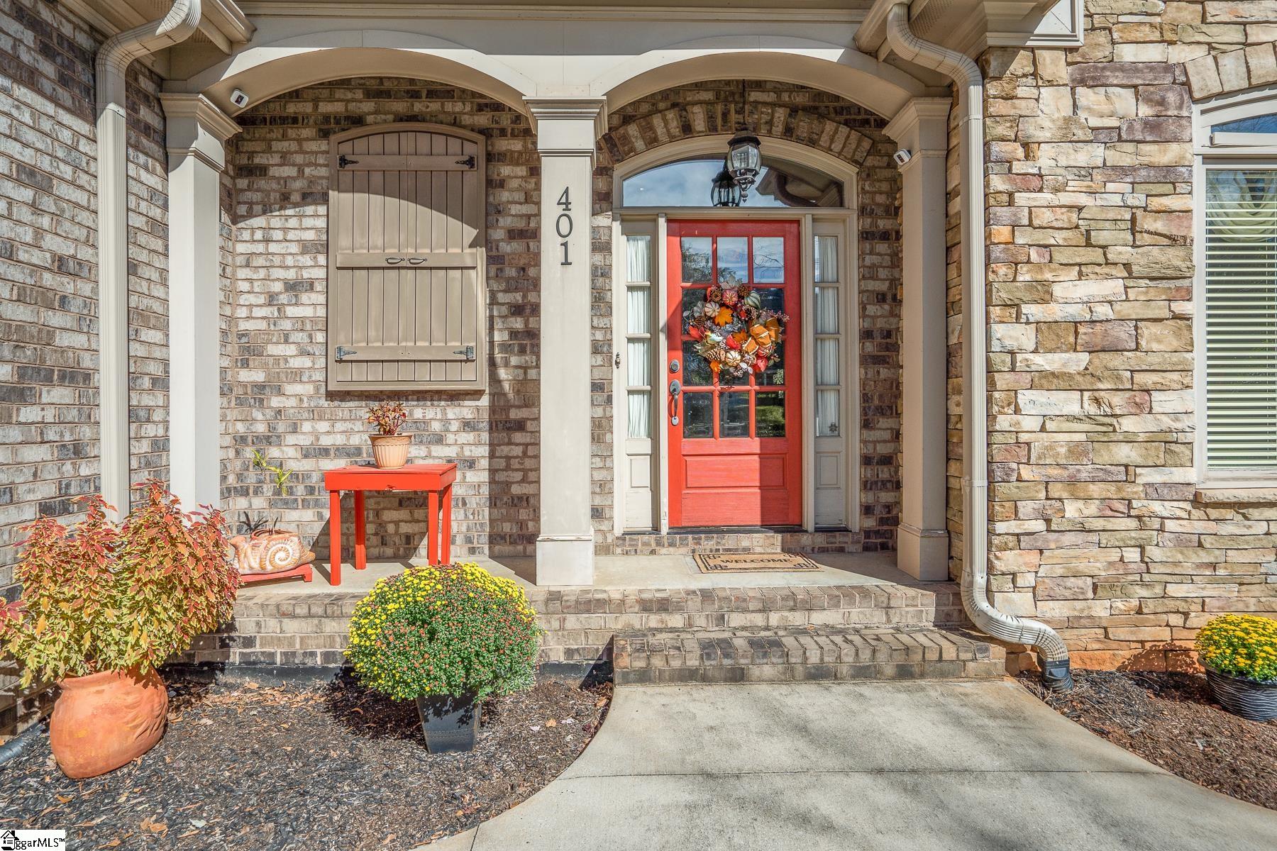 401 Carriage Hill Road Simpsonville, SC 29681 - Photo 2 of 34 Gallery Image 2