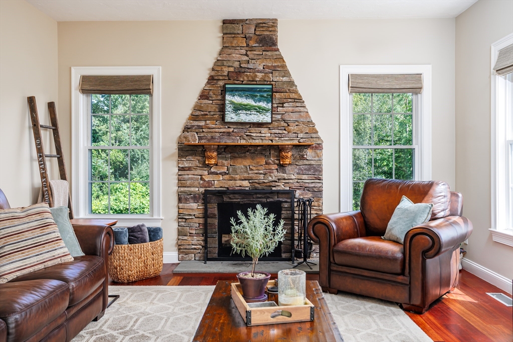 710 George Hill Road Lancaster, MA 01523 - Photo 9 of 42 Gallery Image 9
