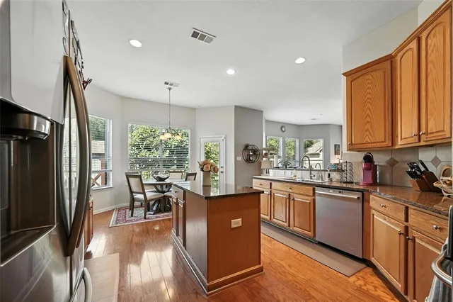 $660,000 | 213 Westminister Avenue, Murphy, TX 75094