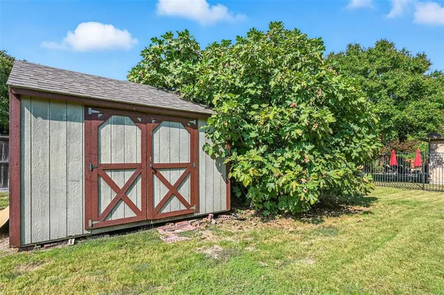 $660,000 | 213 Westminister Avenue, Murphy, TX 75094