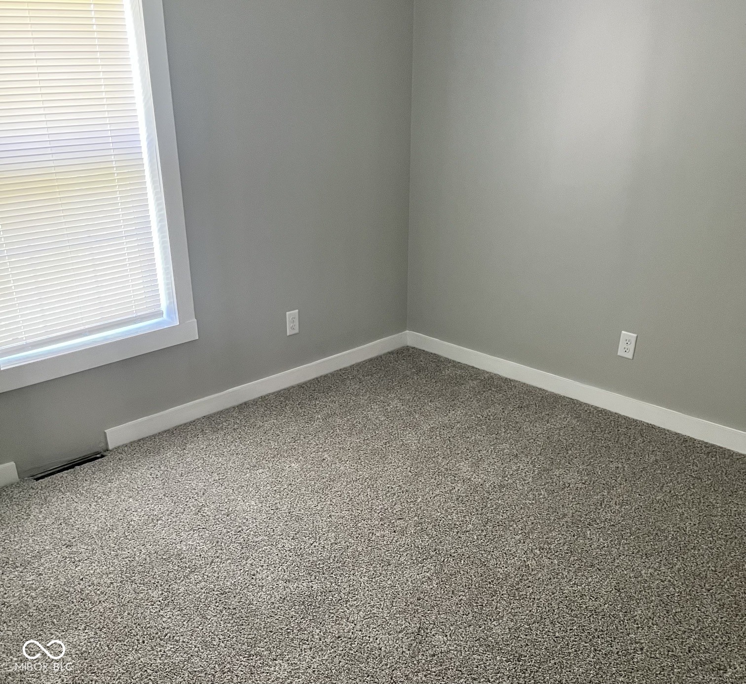 4712 Autumn Ridge Drive Columbus, IN 47203 - Photo 11 of 16