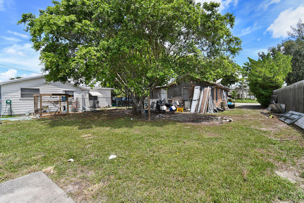 424 Southridge Road Delray Beach, FL 33444 - Photo 6 of 39 424SouthridgeRd(5)
