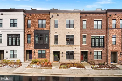 $949,000 | 43486 Wilcox Terrace, Ashburn, VA 20148