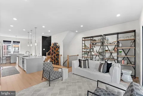 $949,000 | 43486 Wilcox Terrace, Ashburn, VA 20148