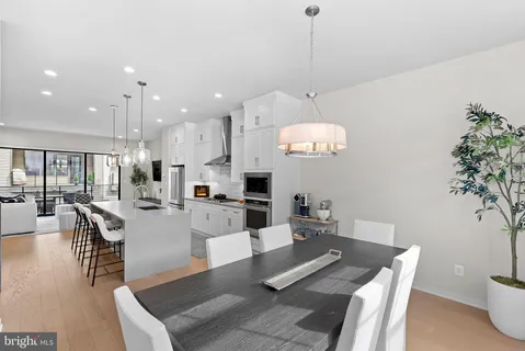 $949,000 | 43486 Wilcox Terrace, Ashburn, VA 20148