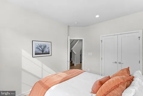 $949,000 | 43486 Wilcox Terrace, Ashburn, VA 20148