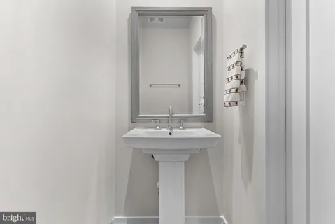 $949,000 | 43486 Wilcox Terrace, Ashburn, VA 20148