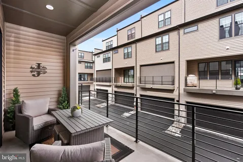 $949,000 | 43486 Wilcox Terrace, Ashburn, VA 20148