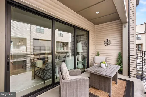 $949,000 | 43486 Wilcox Terrace, Ashburn, VA 20148