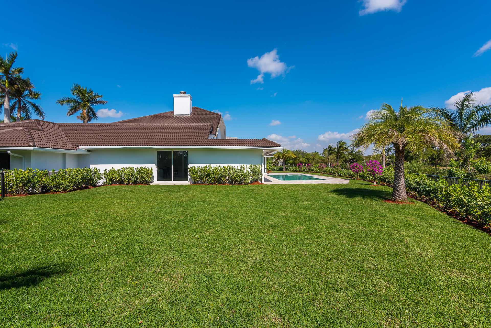 7678 Stonehaven Lane Boca Raton, FL 33496 - Photo 29 of 32 Backyard