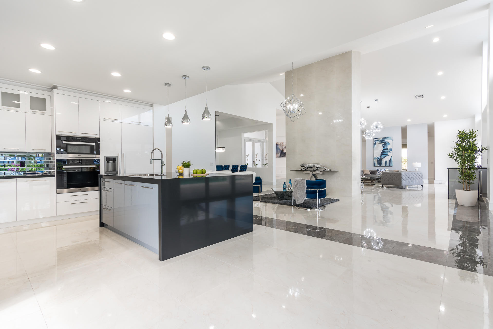 7678 Stonehaven Lane Boca Raton, FL 33496 - Photo 9 of 32 Kitchen