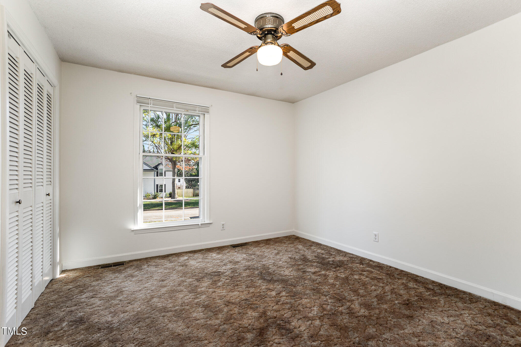 5833 Morning Forest Drive Raleigh, NC 27609 - Photo 11 of 30 011_cy1a8053-edit